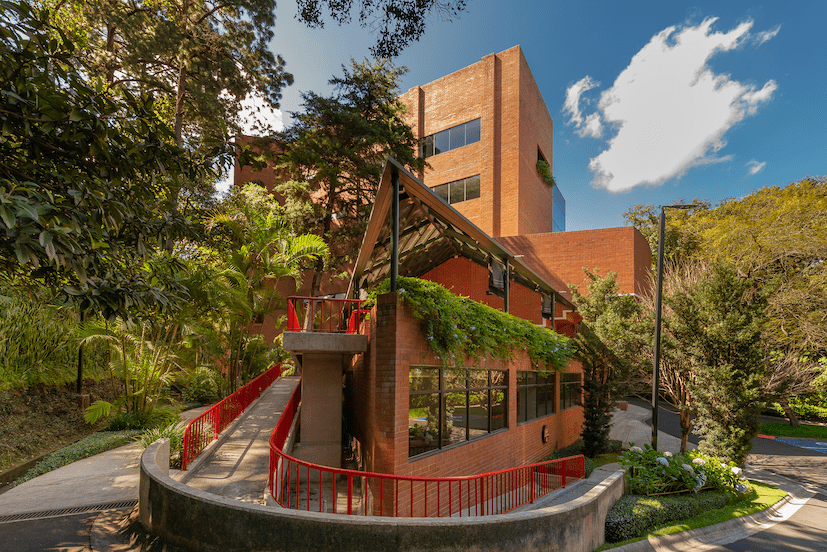 Escuela de Negocios